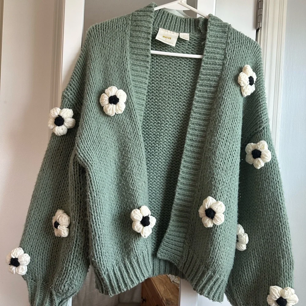 Maeve Susannah Cardigan 3-D Floral Appliqués OS - Picture 3 of 6